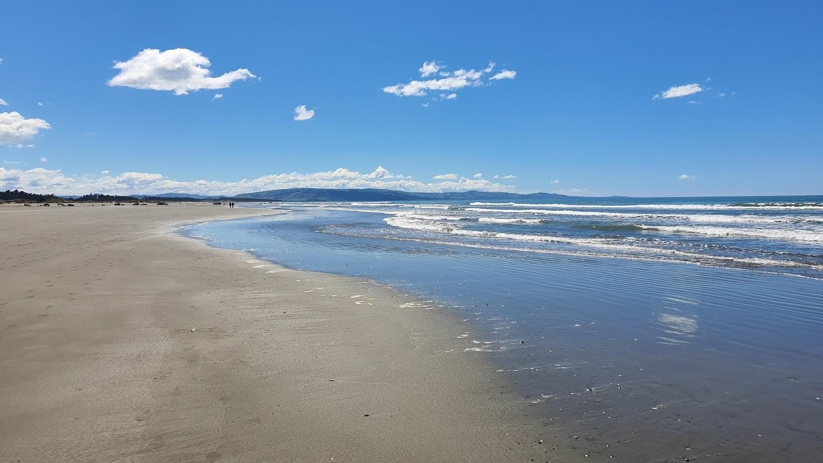 Waikuku Beach