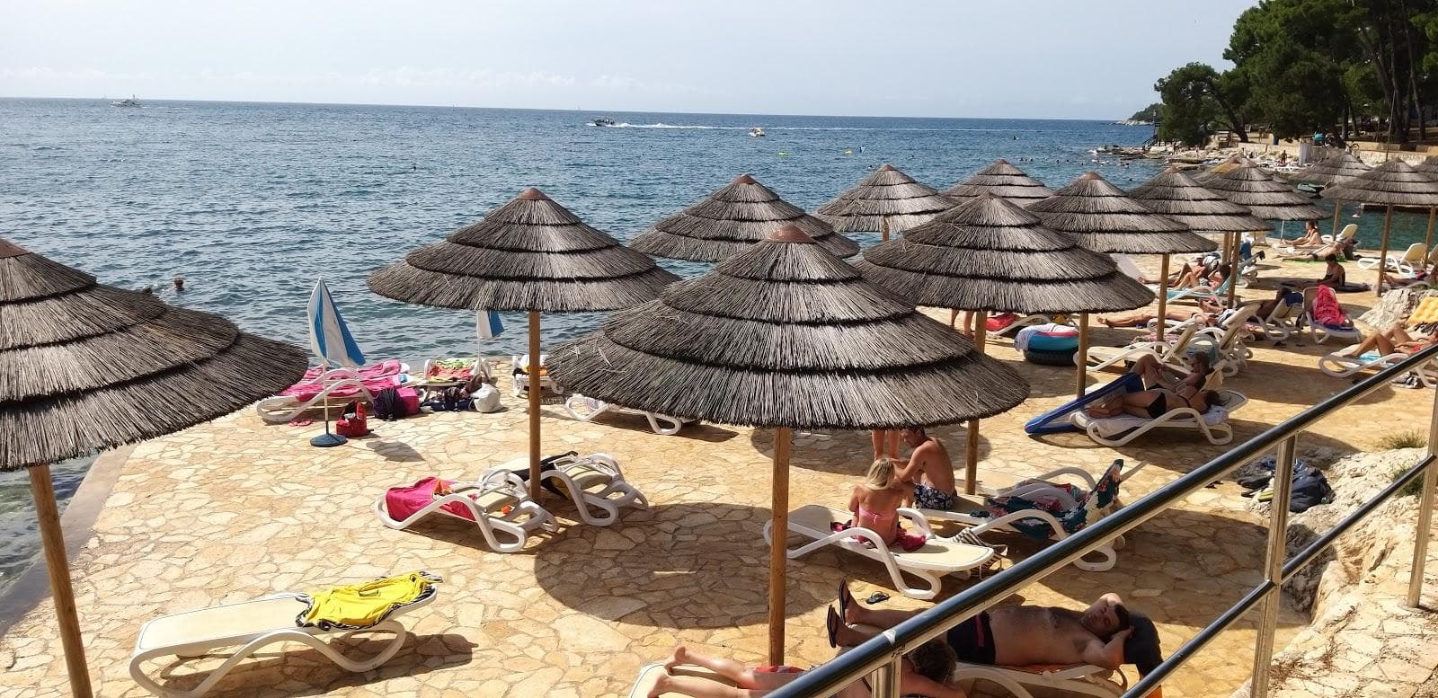Jedro beach