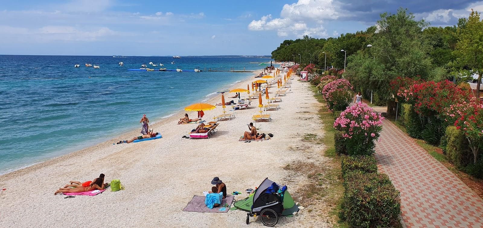 Bi Village beach