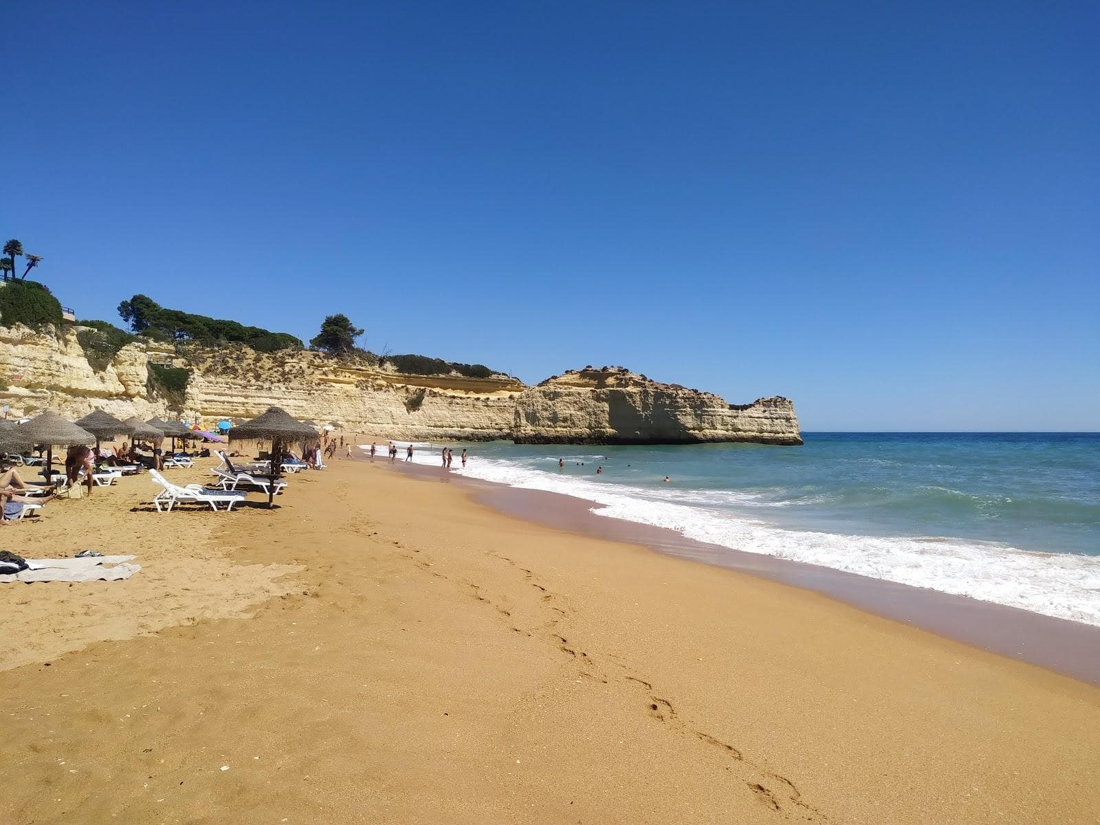 Cova Redonda beach
