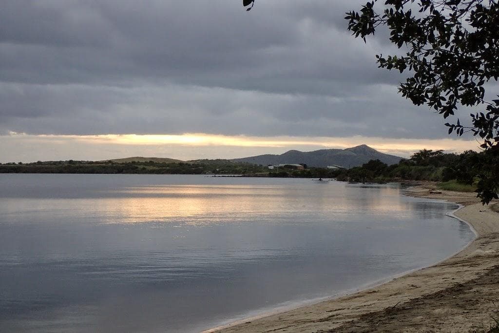 Plage et Camping "Aire de Foue"
