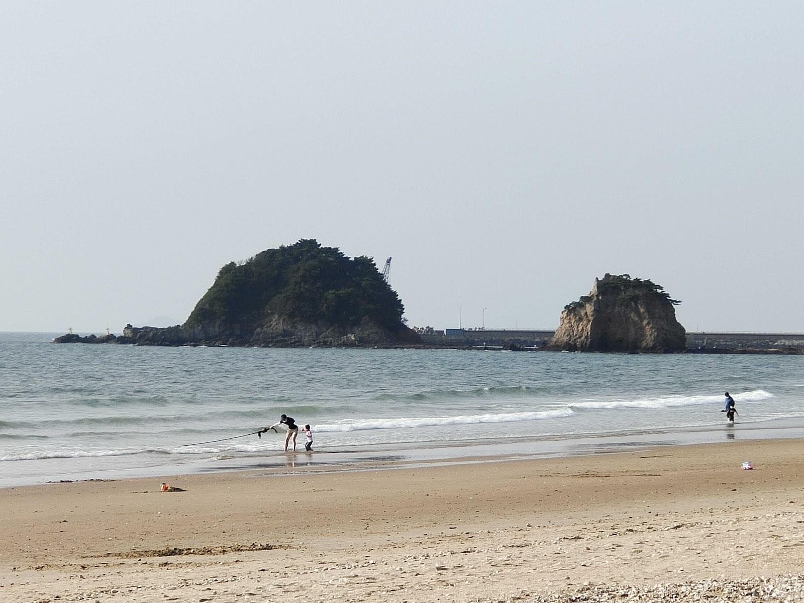 Kkotji Beach