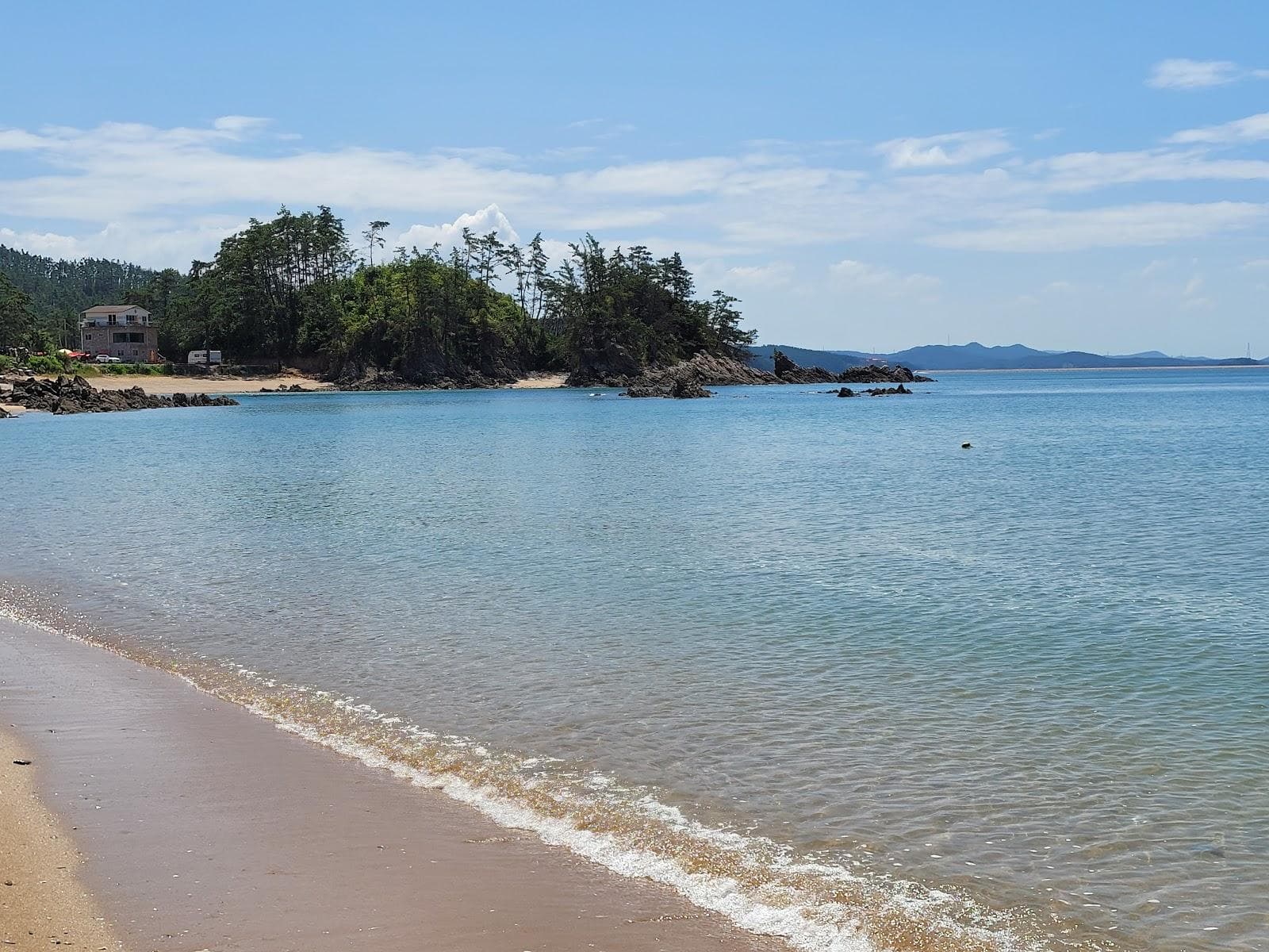 Kujinamugol Beach