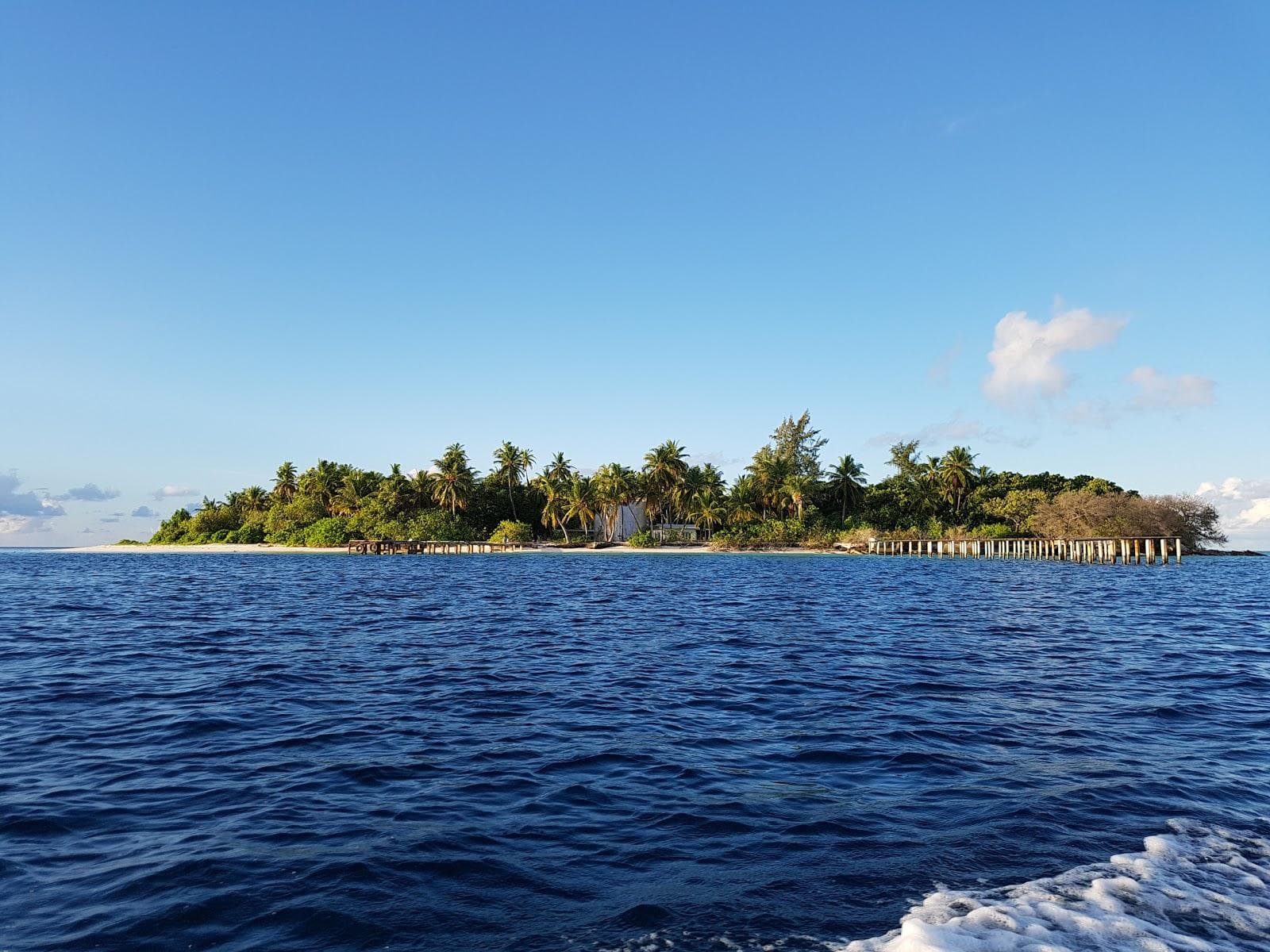 Hulhimendhoo Beach