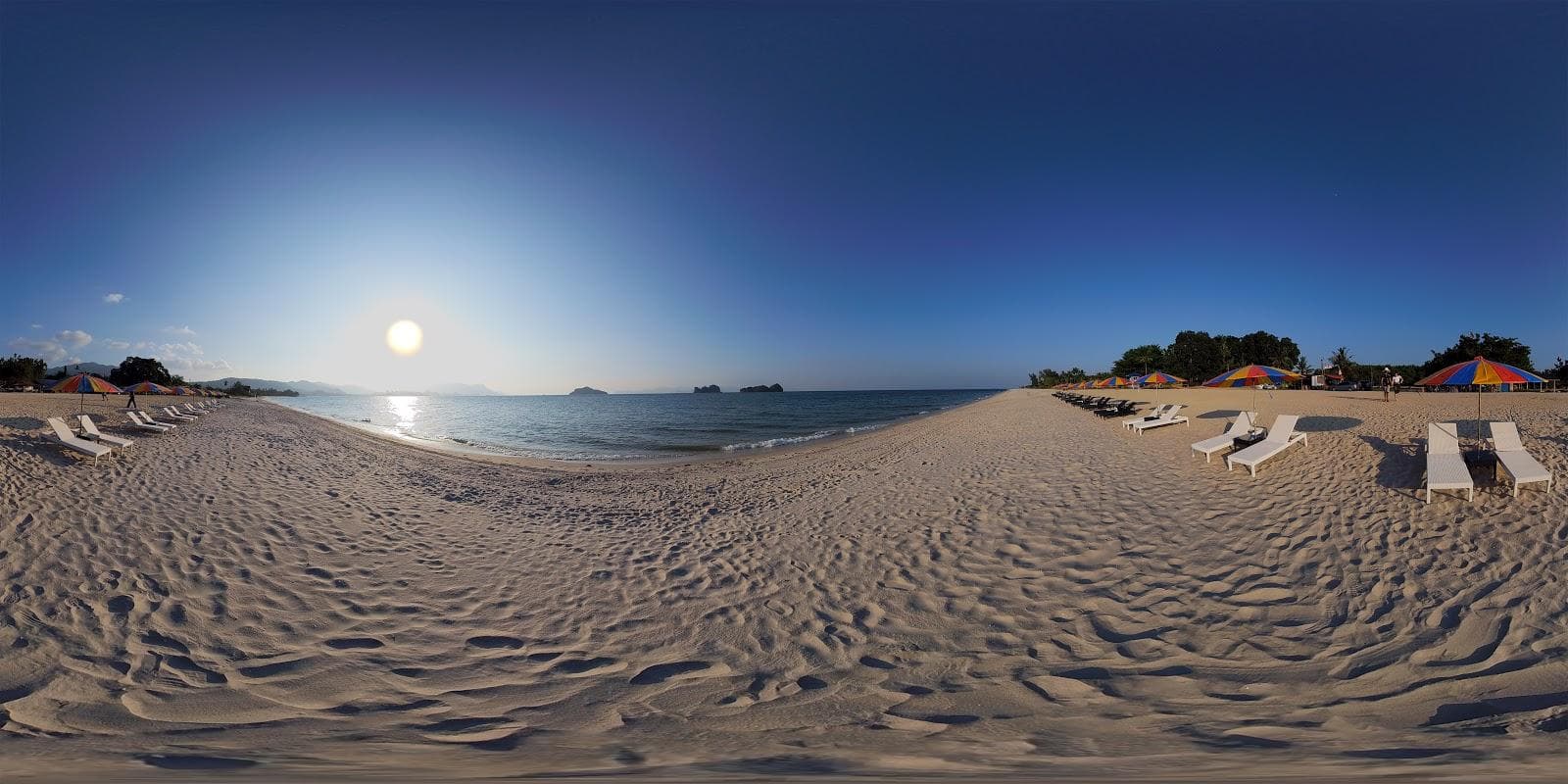 Rekreasi Kastam Beach