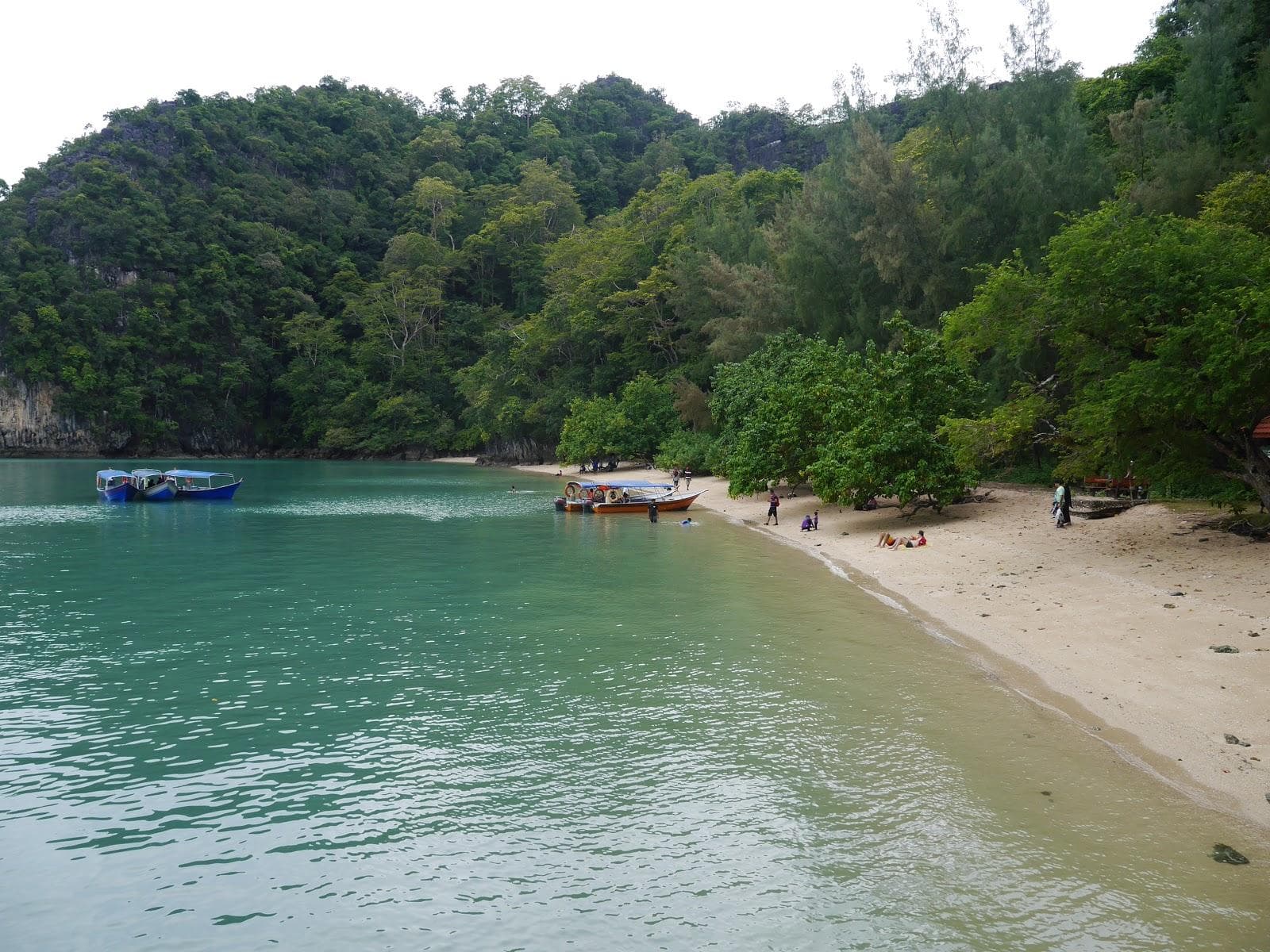 Cherita Cave Beach