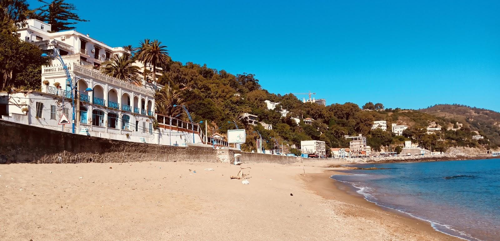 Plage chateau vert