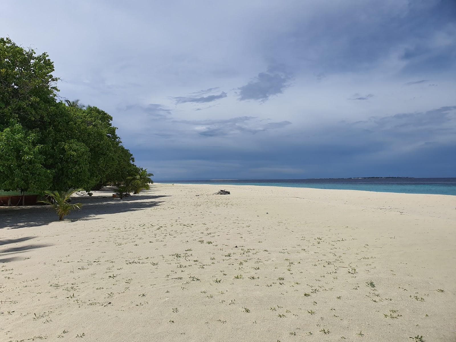 Raiy Nika Beach