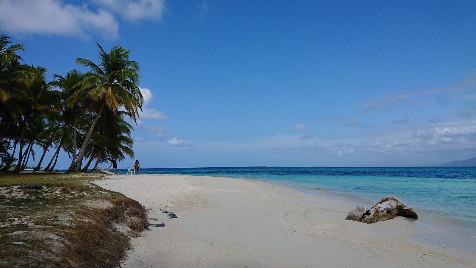 Lemon Island beach