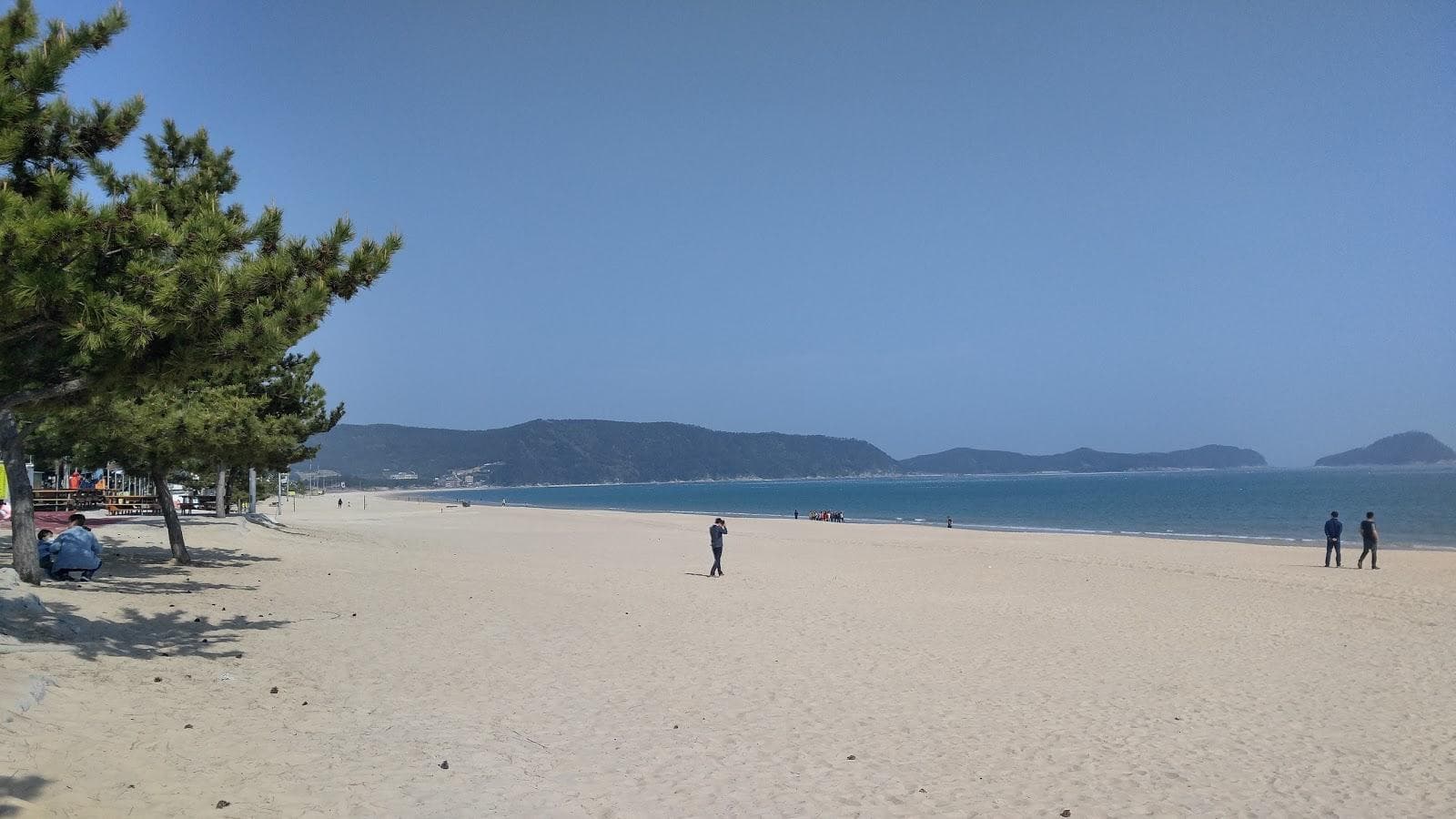 Myeongsasimni Beach