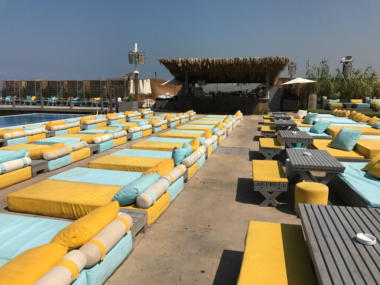 Iris Beach Club