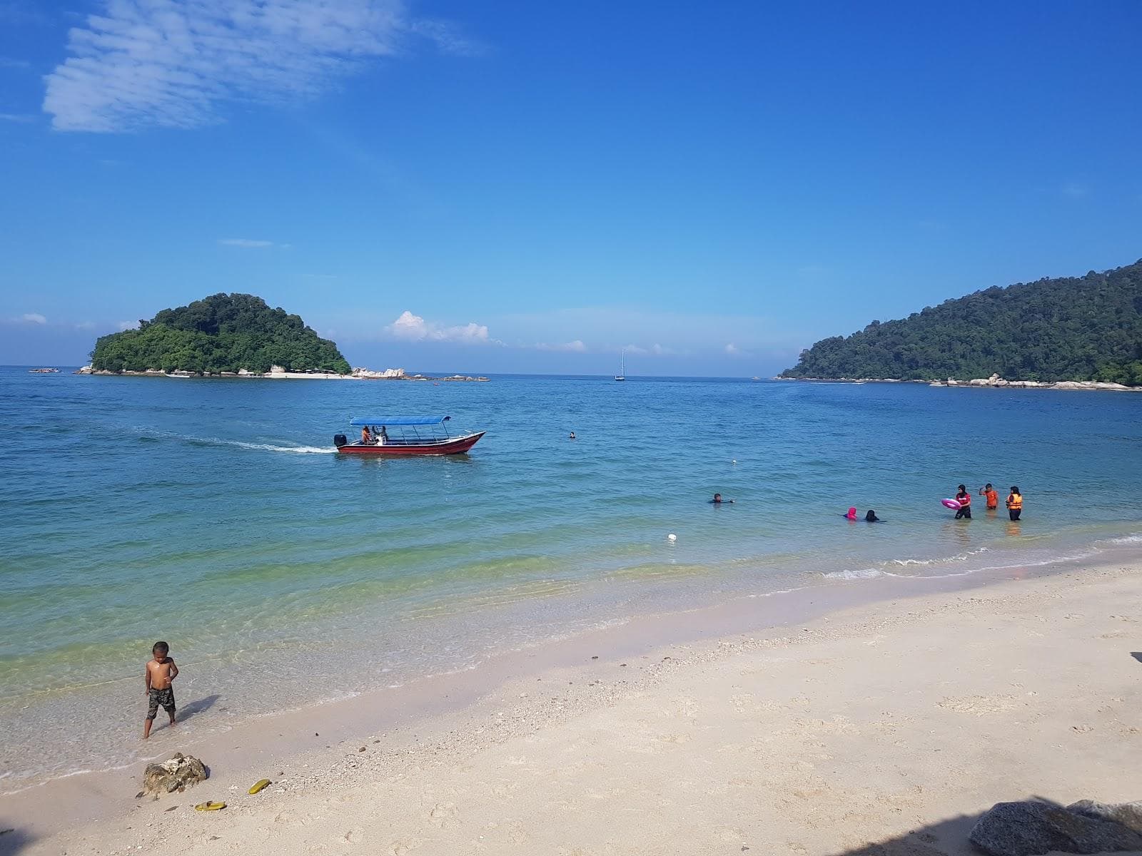 Teluk Nipah Coral Beach