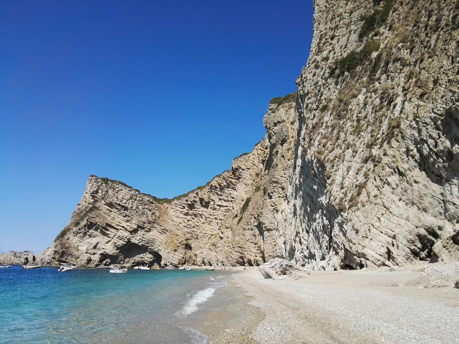 Chomi beach