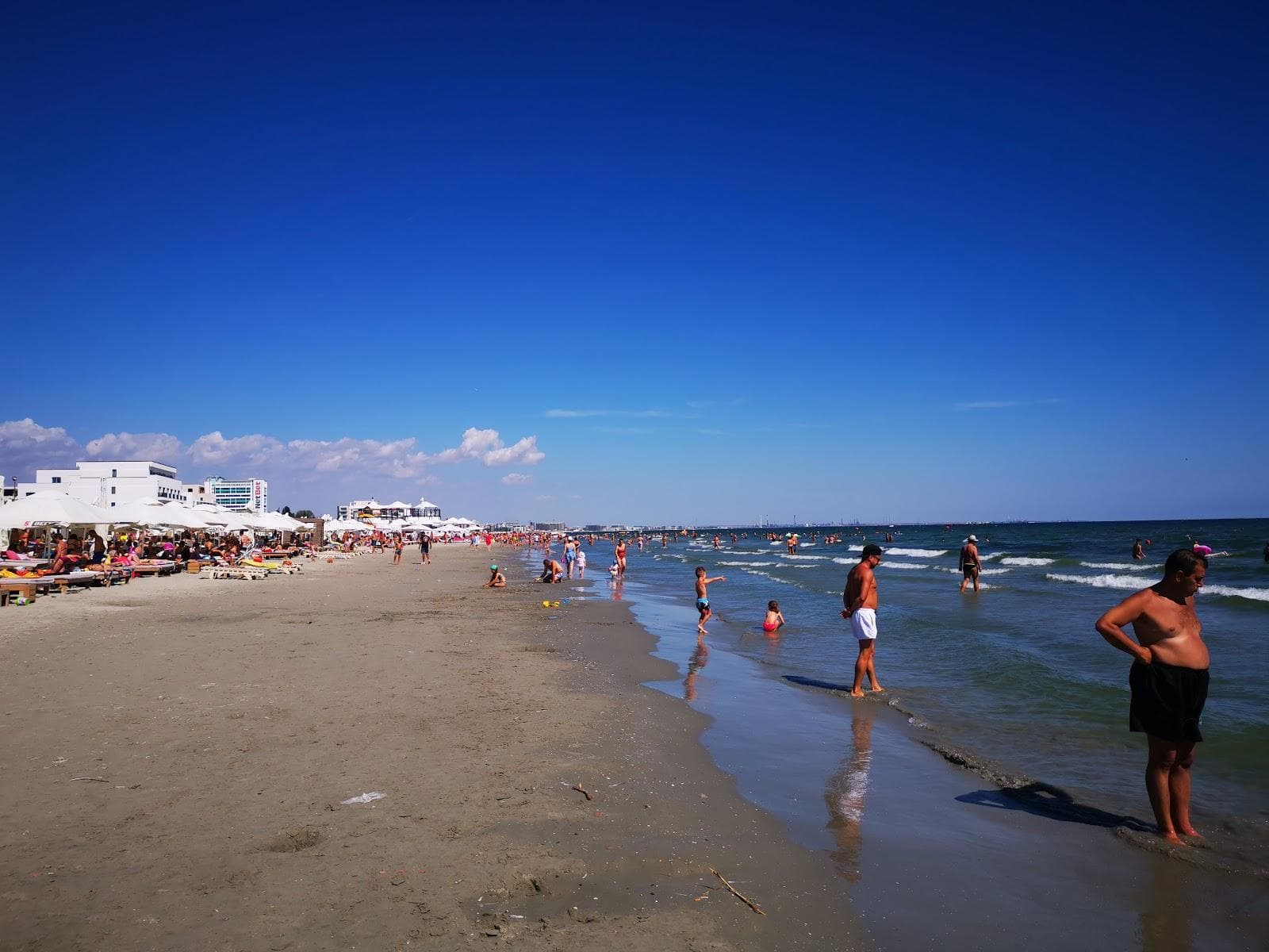 Relax beach Mamaia