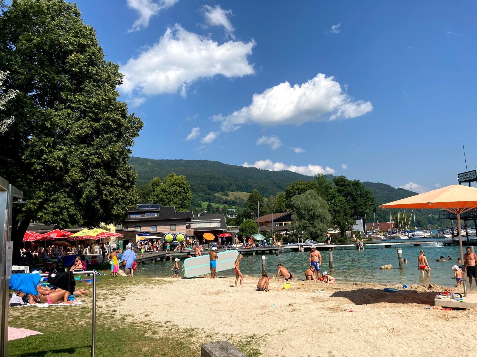 Alpenseebad Mondsee beach