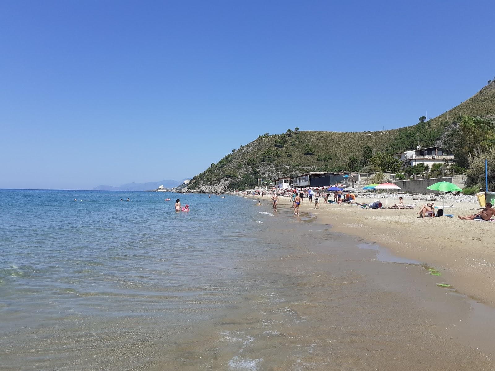 Bazzano beach