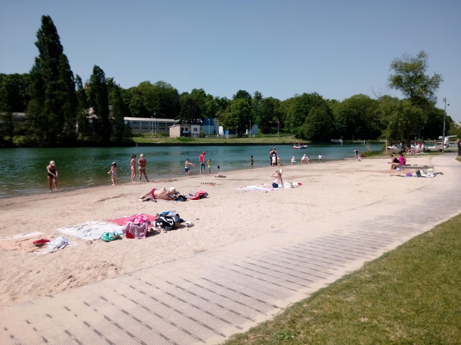 Meaux Beach