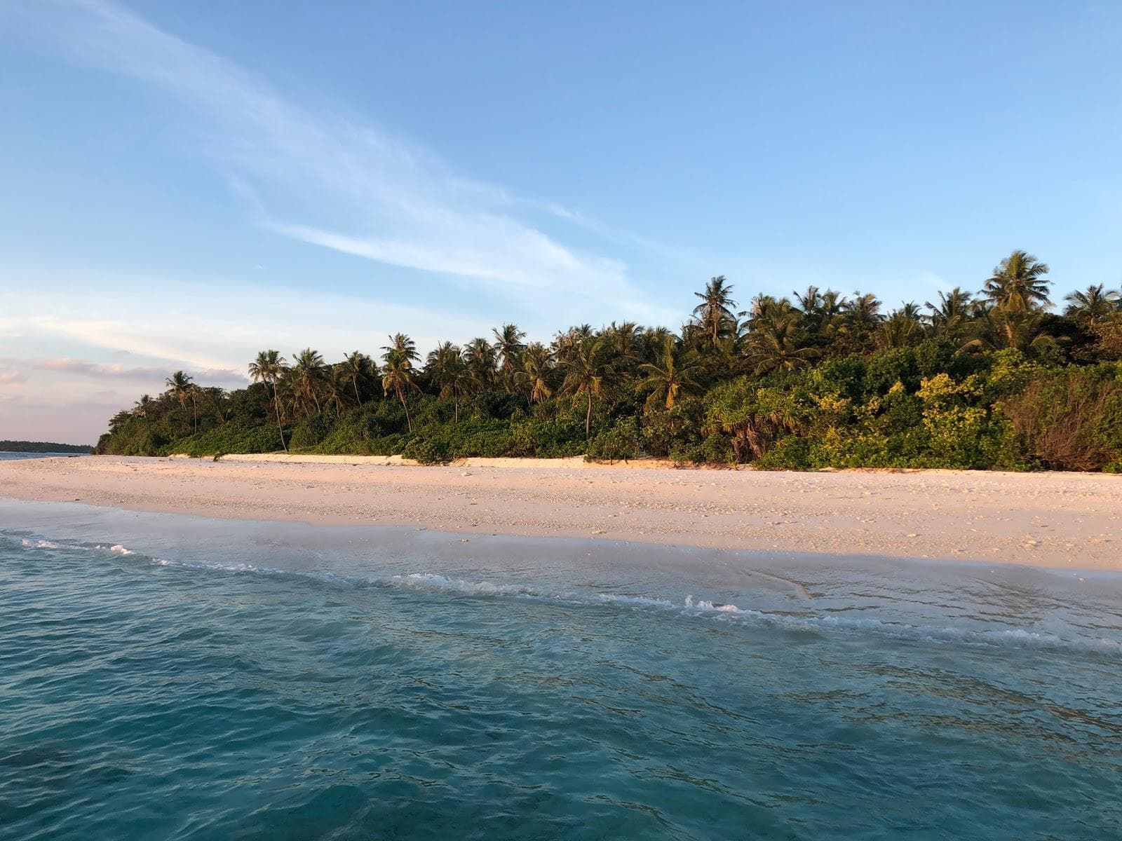 Tholhendhoo Beach