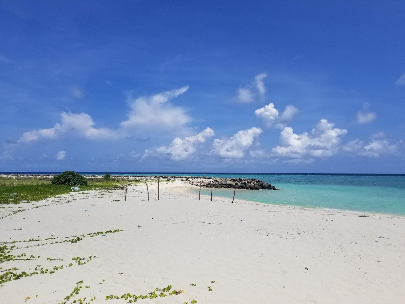 Velidhoo Beach