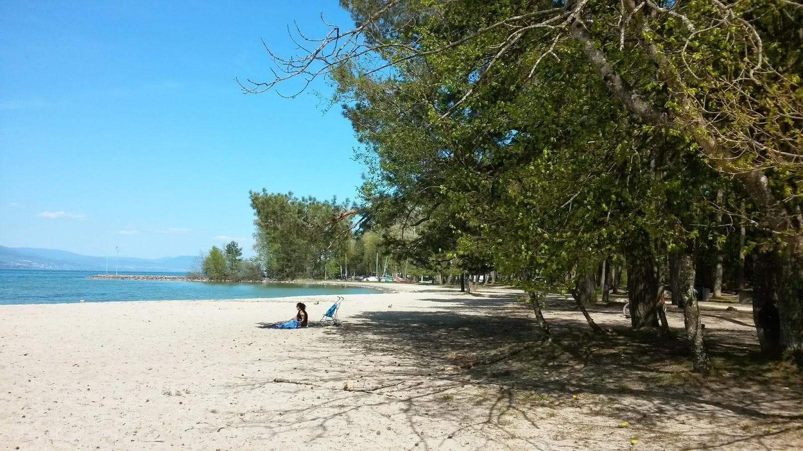 Plage du Camping VD 8