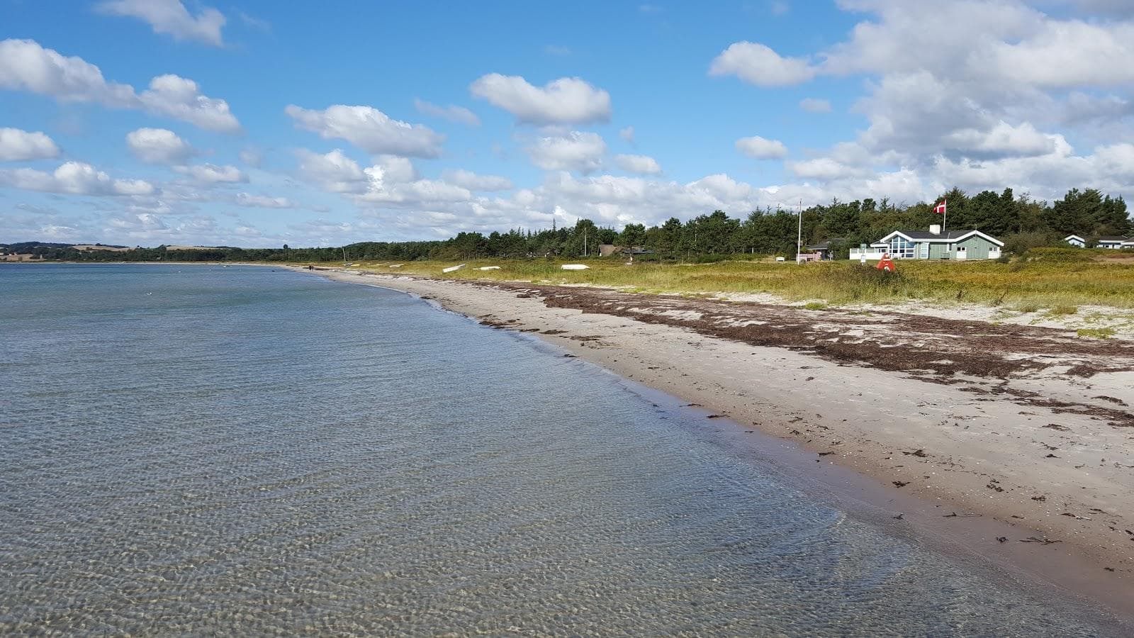Femmoller Beach