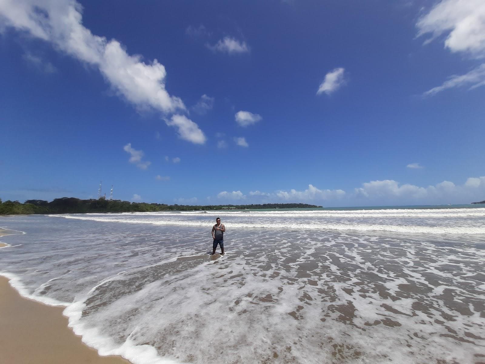 Istmito Beach