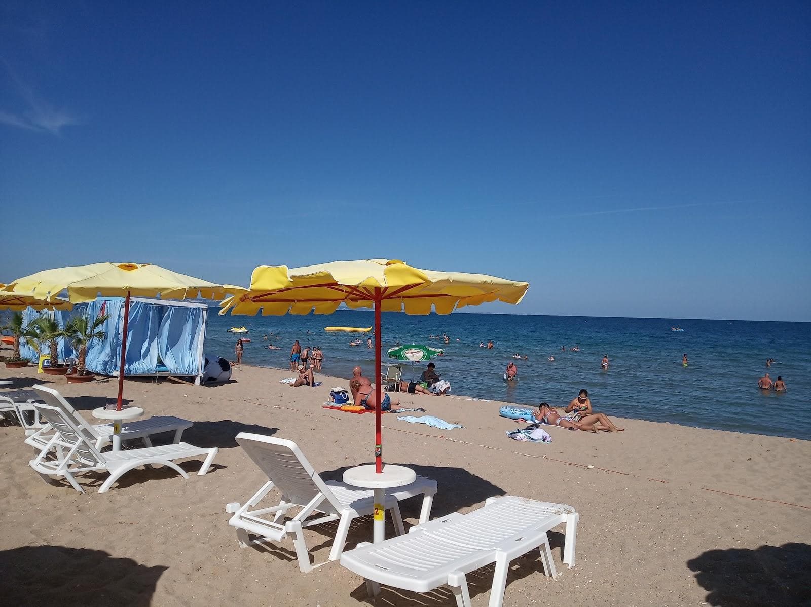 Nirvana beach
