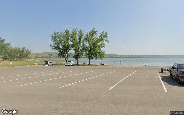 Echo Valley Provincial Park - Echo Lake Public Beach