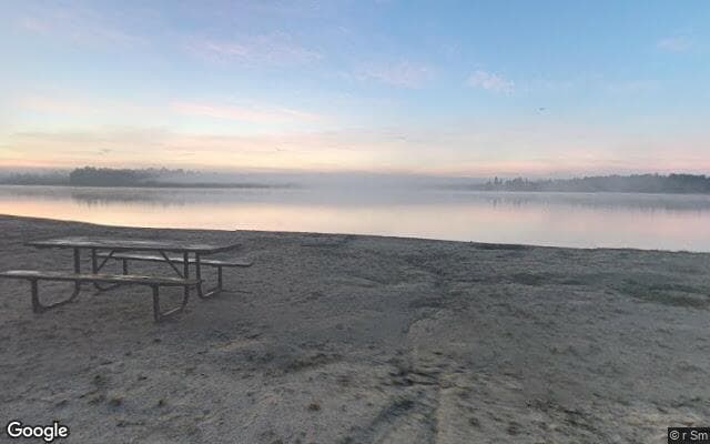 Grundy Lake Provincial Park - Gurd Lake Beach