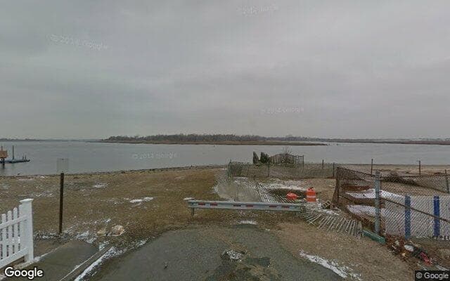 Island Park Beach