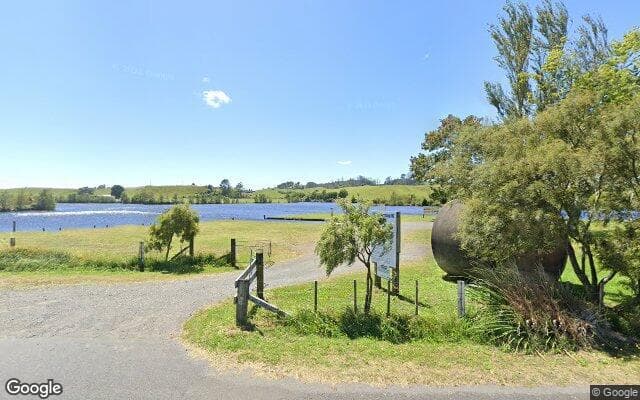 Lake Ratapiko at boat ramp