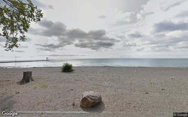Lakeview Park East Beach