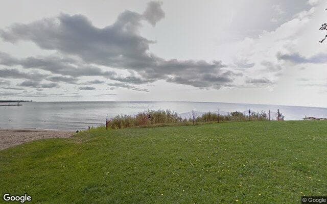 Lakeview Park West Beach