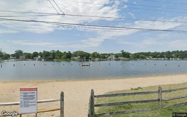 Londontown @ Silverrun PRIVATE BEACH