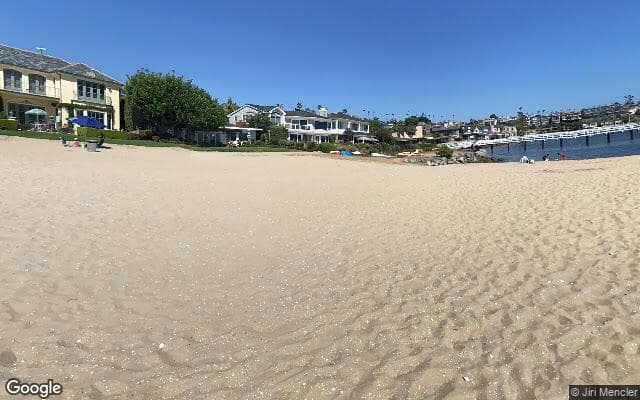 Newport Bay-Bayside Drive Beach