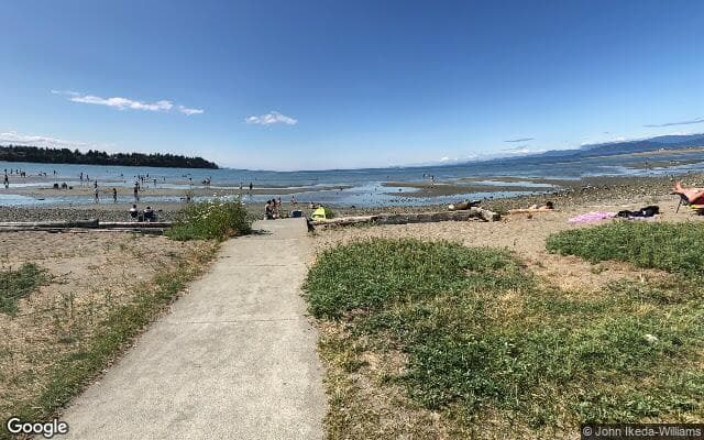 Parksville Beach (Central)