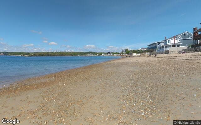 Pavillion Beach