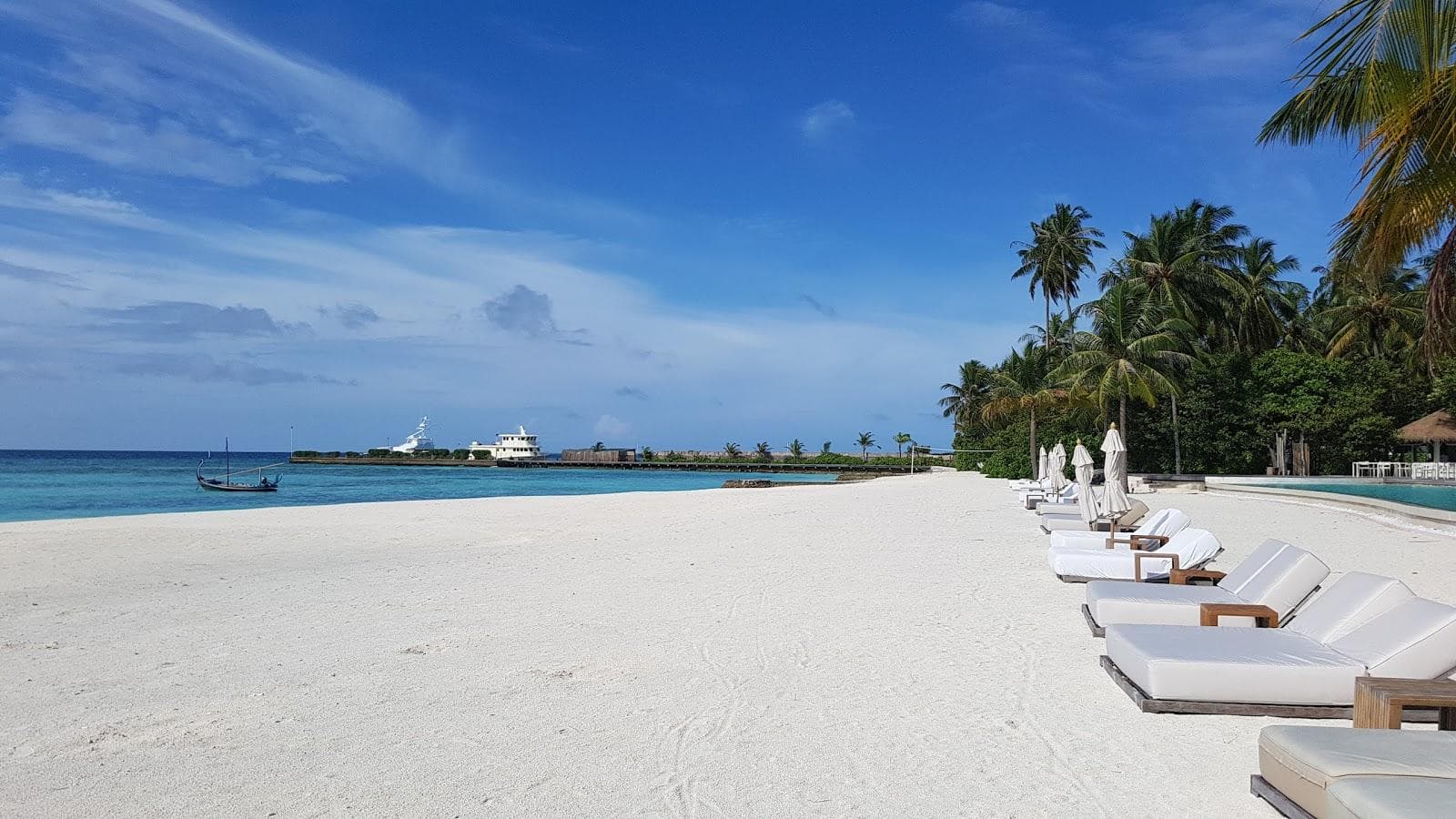 Como Resort Beach
