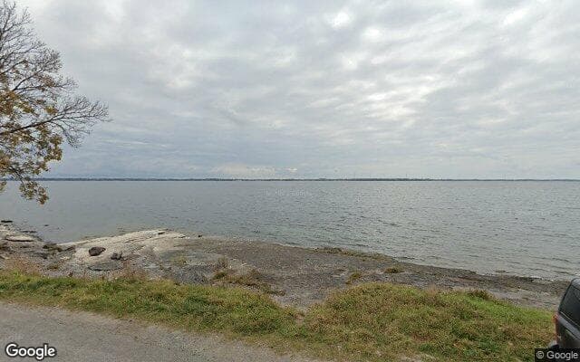 Breakwater Landing