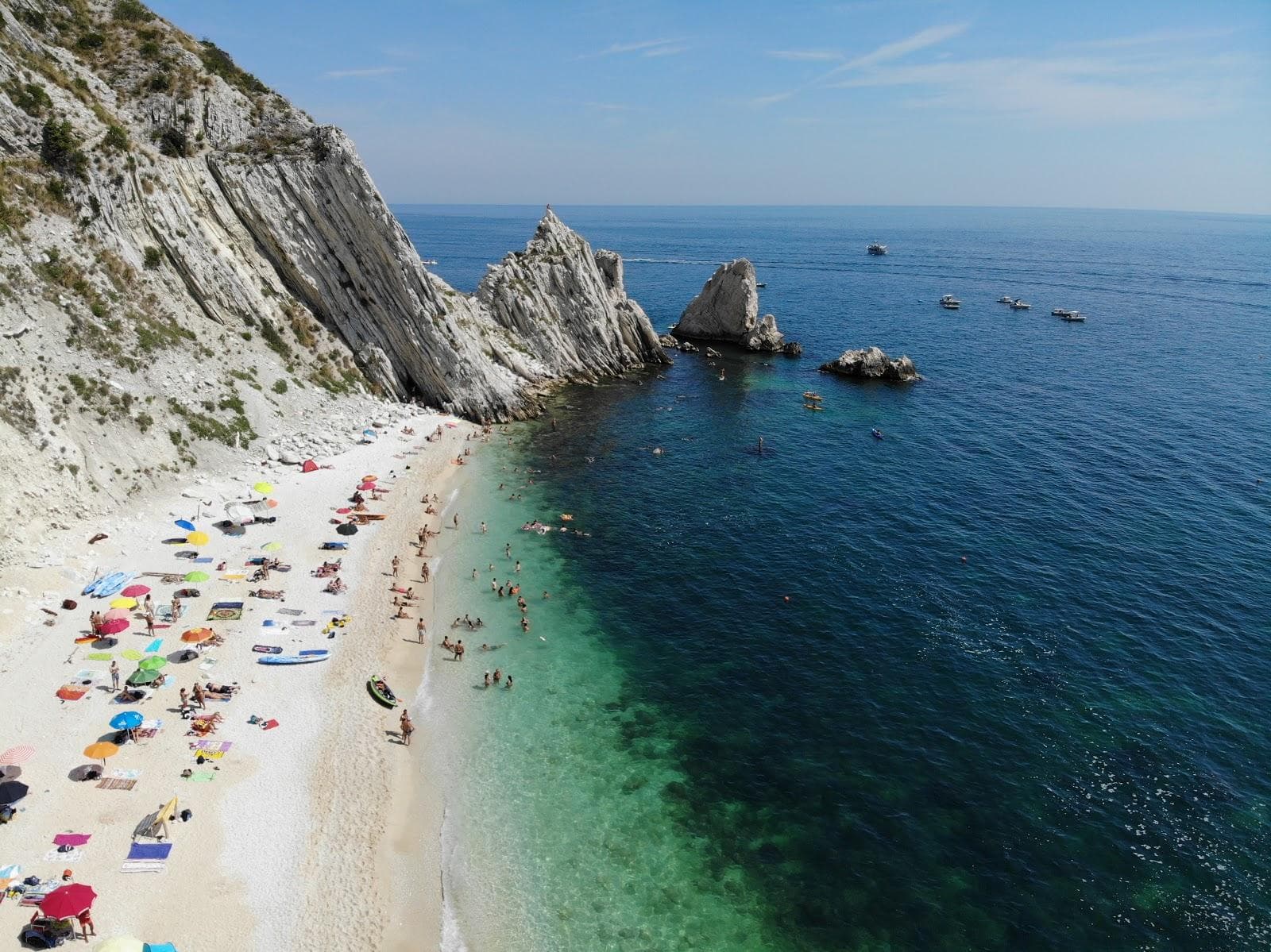 Le Due Sorelle Beach