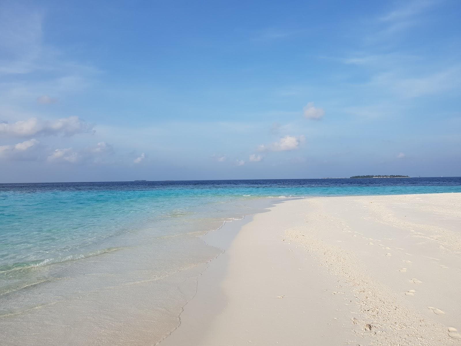Havodigalaa Beach