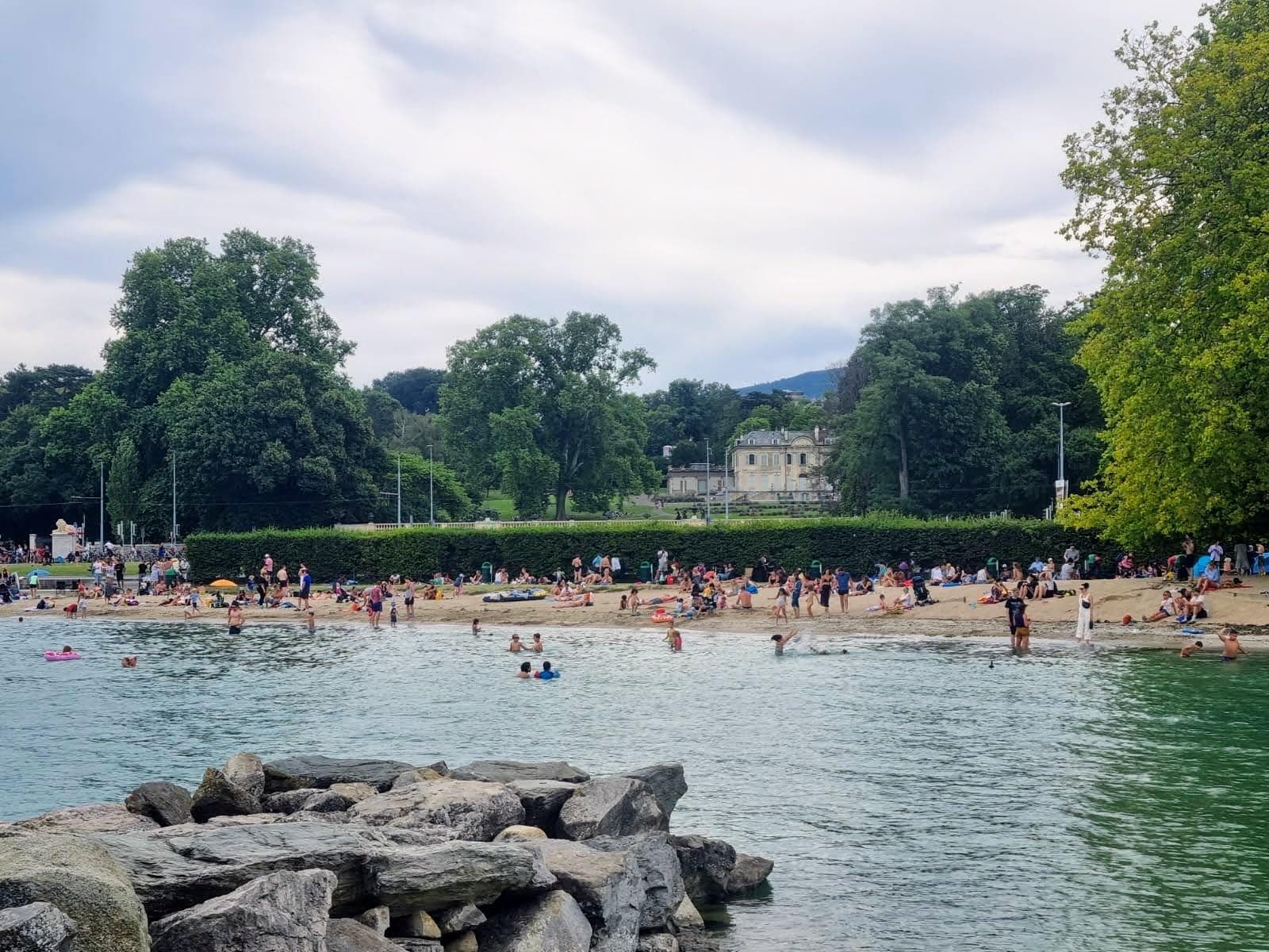 Baby-Plage des Eaux-Vives