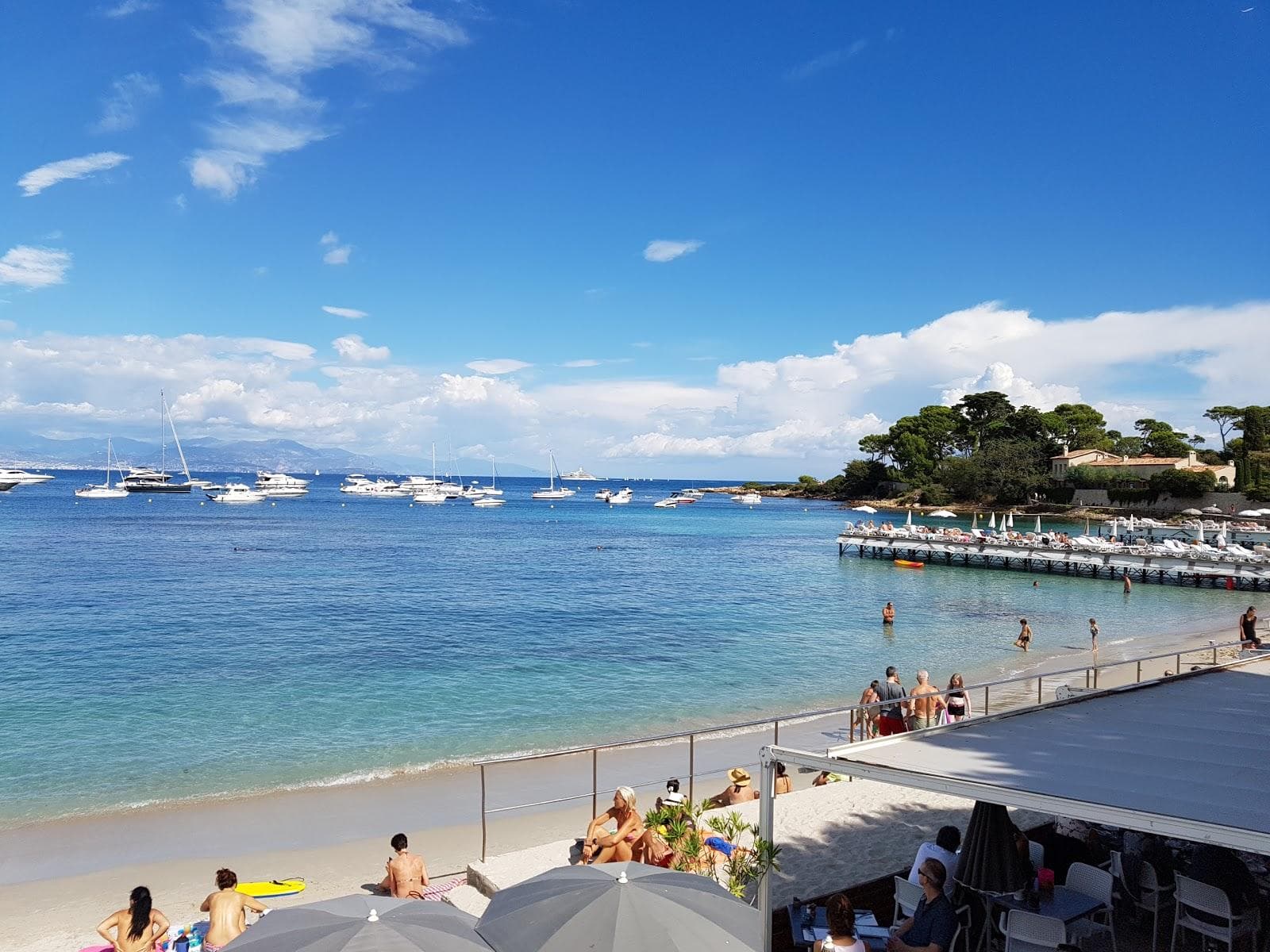 Garoupe Beach