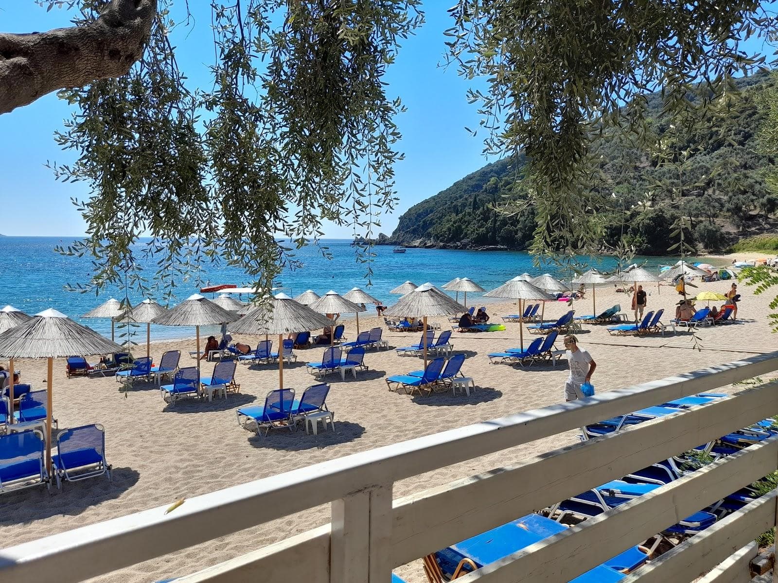 Lichnos beach