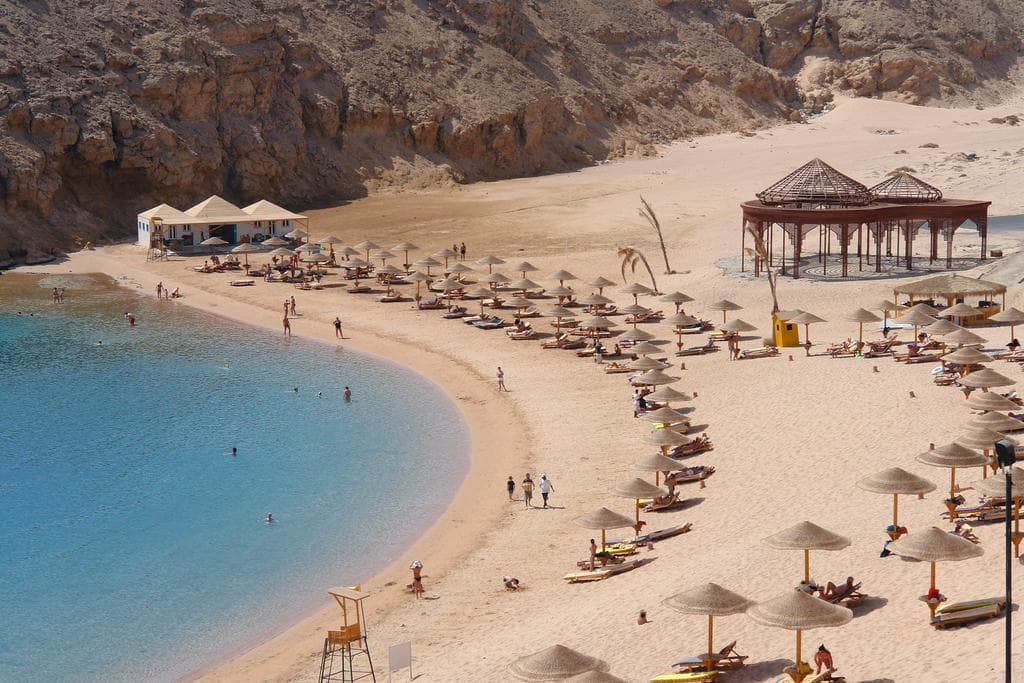 Al Nabila Grand Bay Makadi beach