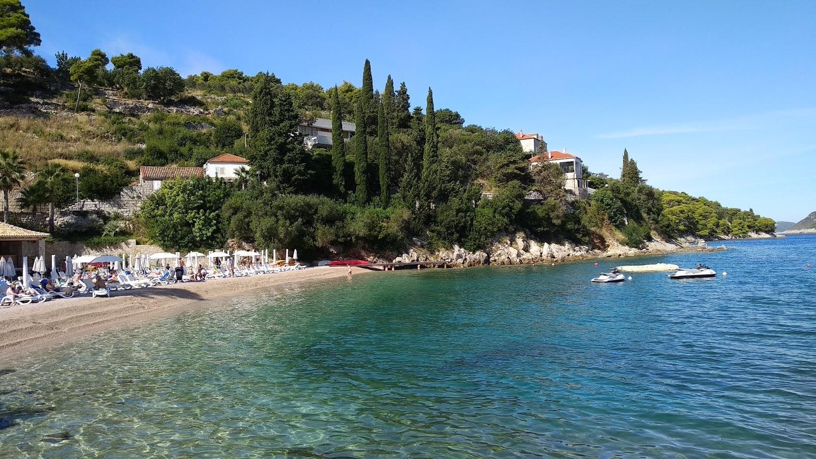 Otok Sipan II beach
