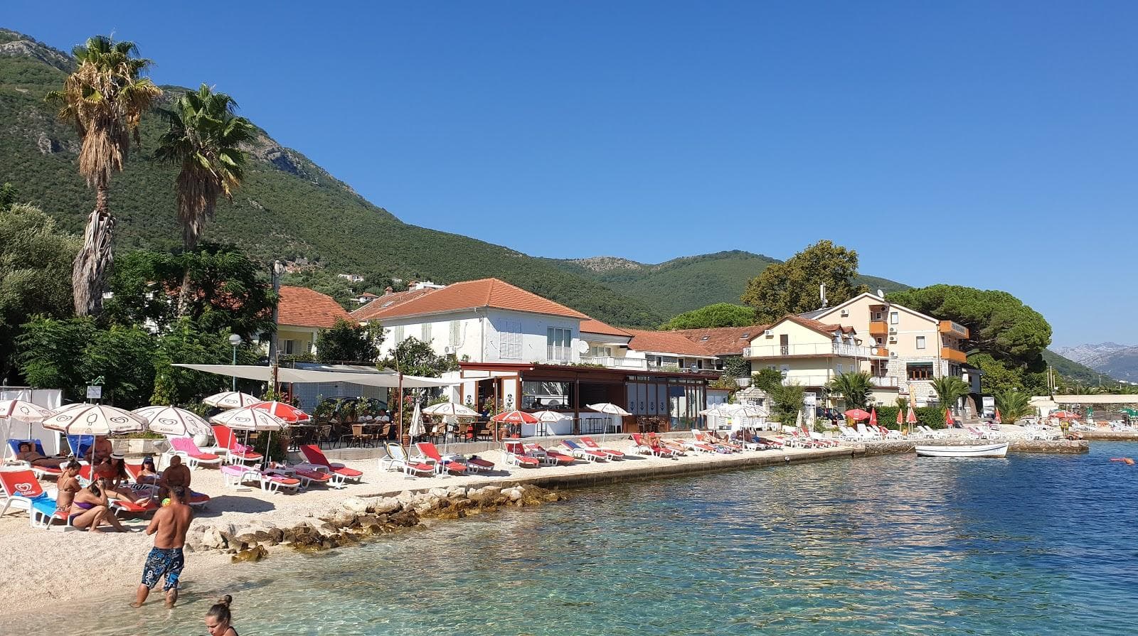 Bambi beach