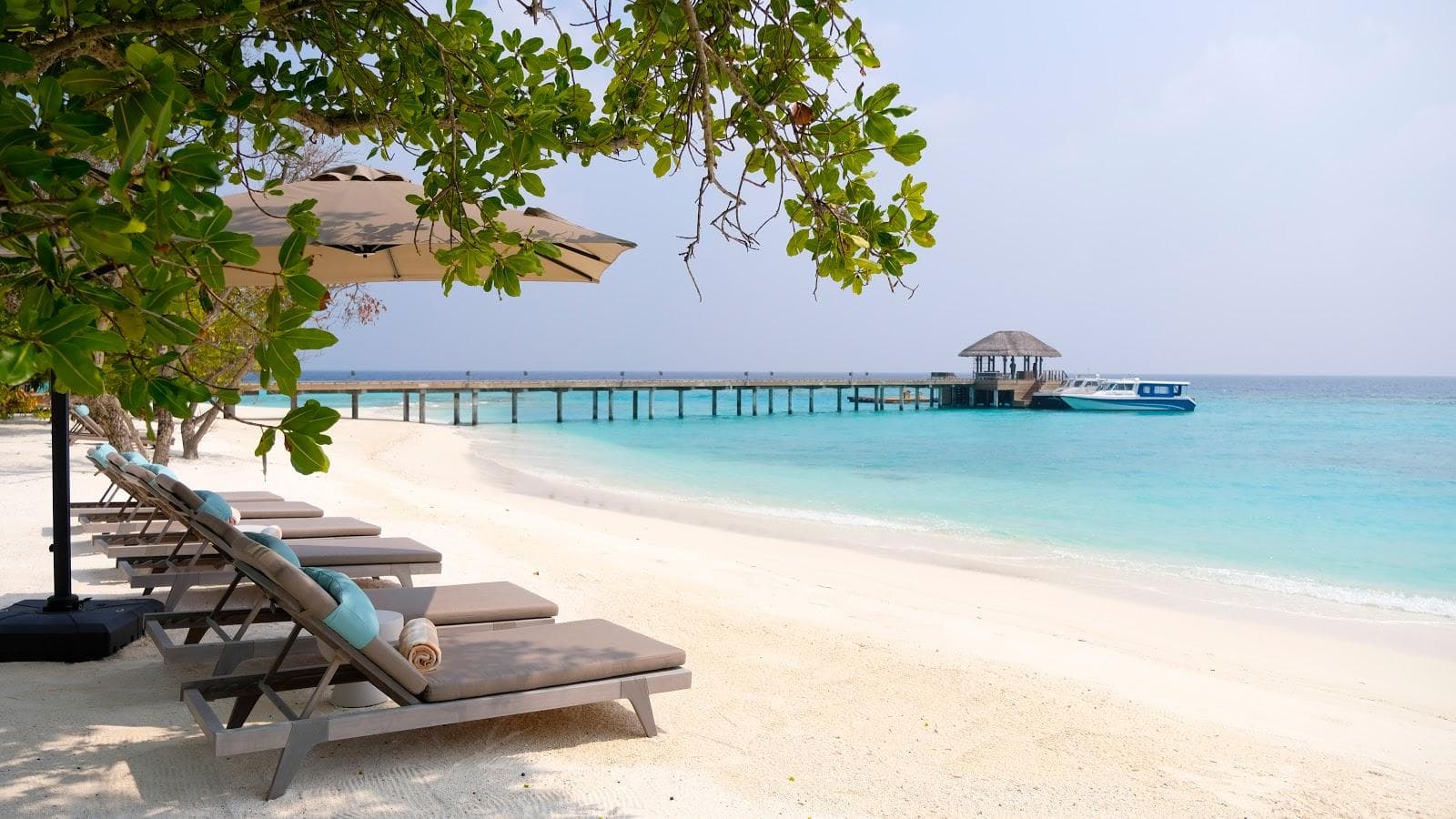 Vakkaru Island Beach