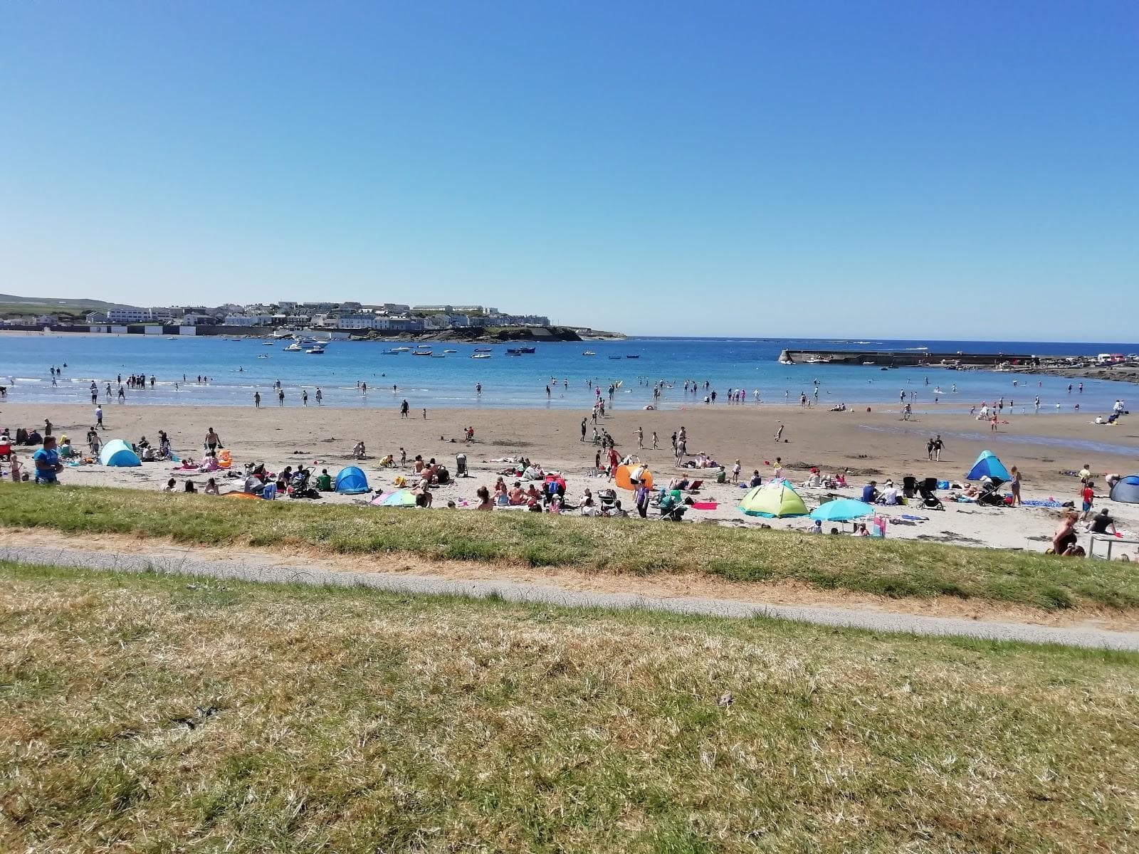 Kilkee Bay Beach
