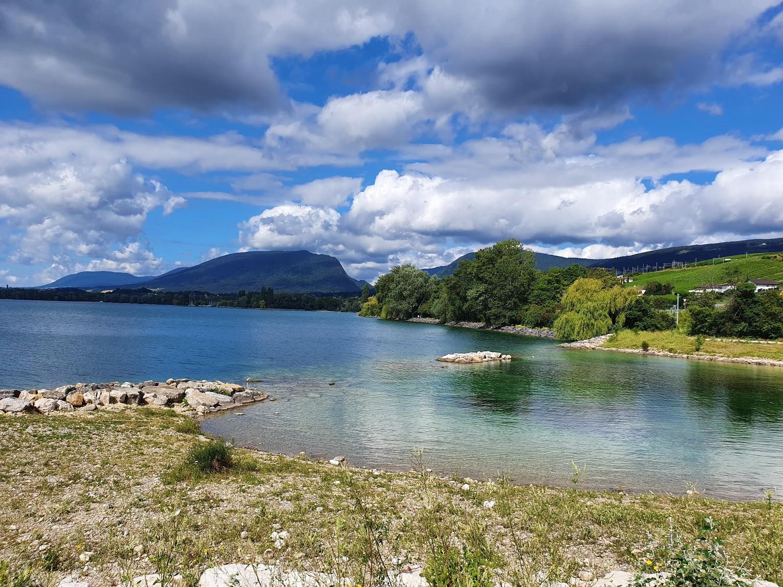 Plage de Serrieres